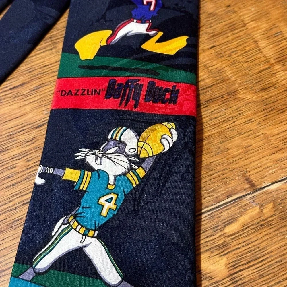 Looney Tunes All-Star Quarterbacks Football Mens Neck Tie Bugs Taz Navy